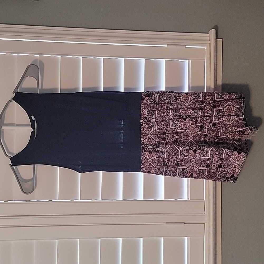 Women's used xhilaration romper with pockets